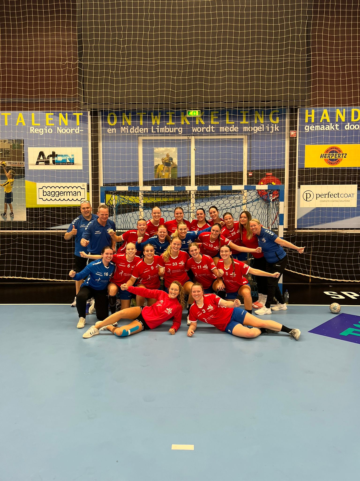 Trainingsweekend in Panningen zorgt voor lachende gezichten, in en buiten het veld